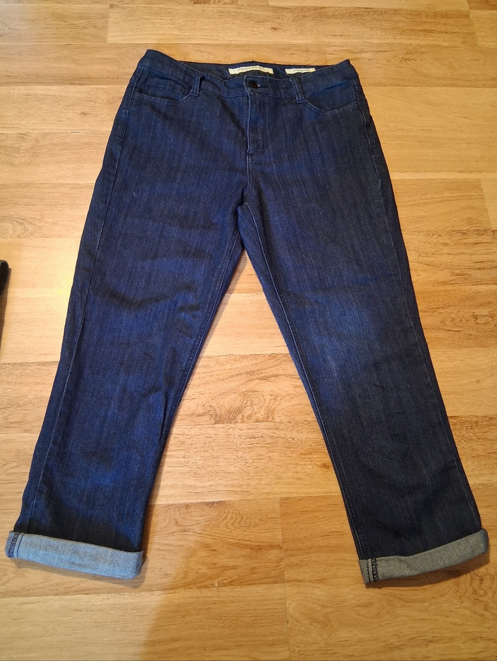 Jones New York Jeans  Dark Blue Women's  Straight Fit Cropped/Cuffed Capri Jeans